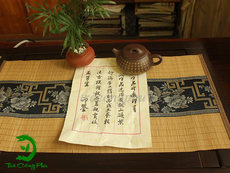 Ấm Tử Sa Thạch Biều 96 kiểu chữ Thọ - ATS1279